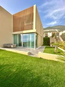 Queen’s Luxury Vila 111/A - 德尔米