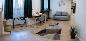 Kalvin Apartments