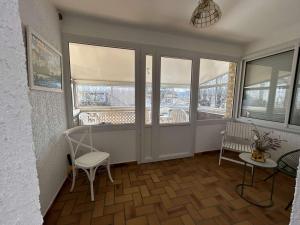 Maisons de vacances Maison climatisee 3 chambres avec terrasse, grand terrain et acces riviere, proche Vallon Pont d'Arc - FR-1-382-118 : photos des chambres