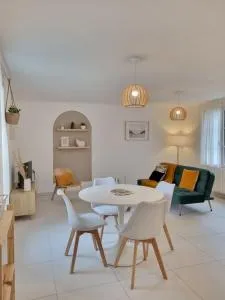 HAVRE DE PAIX DU PRIEURÉ spacieux et lumineux à 2 min de la plage - Ла-Ришарде