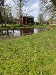 Skovhuset BnB - Bregnetved