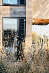 Stunning architect designed beachfront property