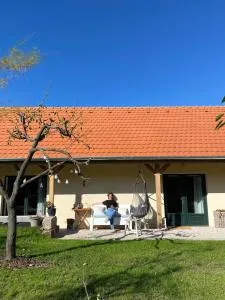 B&B by Mo - Pusztazámor