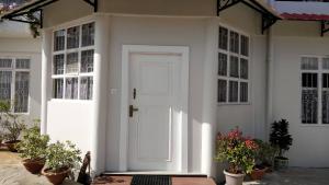 Roseville (Entire Apartment)