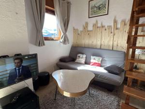 Charmant T2 Mezzanine, Balcon, 6 Pers, Centre de Notre-Dame-de-Bellecombe - FR-1-595-27