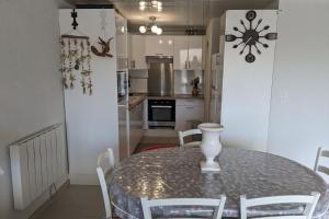 Maisons de vacances 80m avec TERRASSE pres du CENTRE et de la PLAGE : photos des chambres