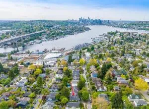 Perch - The Farmhouse A - Seattle