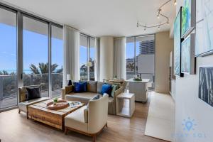 Ocean and Beach View Luxury Pet-Friendly