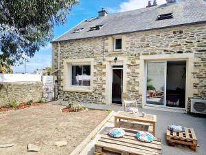 Maisons de vacances Les Pierres Bleues YourHostHelper : photos des chambres