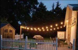 Picton Retreat Downtown - Serene, Stylish & Great Amenities