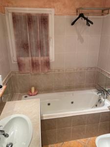 Villas Villa pour 4 personnes proche Santa Giulia : Villa 2 Chambres