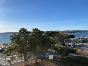 Appartements T2 avec Loggia et Wifi a Balaruc-les-Bains - FR-1-553-169 : photos des chambres