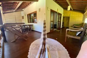 Flat Oxóssi, condomínio beira-mar, varandão e piscina