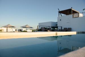 Torre Diez by Grupo Amber