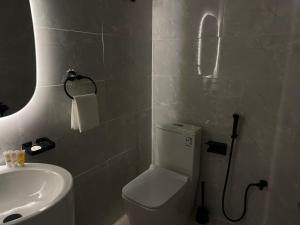 LUSSO Studio 2 - استوديو لـوسـو الفندقي