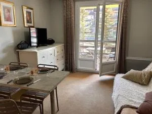 Studio 4 Pers, Balcon Sud, Proche Commerces et Téléski, Risoul 1850 - FR-1-330-578 - 埃格里尔