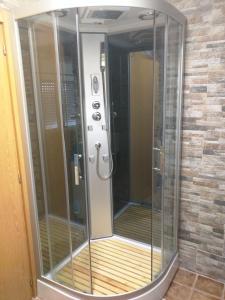 Basic Triple Room with Shared Bathroom room in Residencial El Cuartel