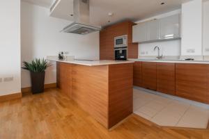 ADS LUX LETTINGS LTD - Battersea Reach