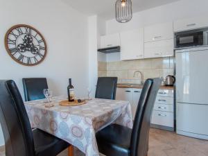 Apartments with parking space Pag - 22605