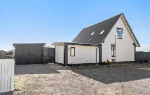 Four-Bedroom Holiday Home In Thyboron - Thyborøn