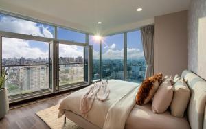 Spacious Central Apartments for Group and Family - Sailing Tower