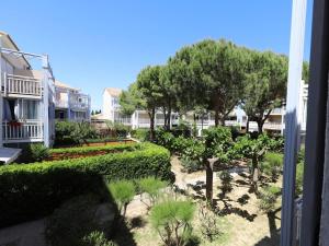 Charmant F3 Mezzanine avec Piscine, Clim, Proche Plage et Centre - 4 Pers. - FR-1-559-35