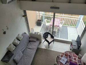 Charmant F3 Mezzanine avec Piscine, Clim, Proche Plage et Centre - 4 Pers. - FR-1-559-35