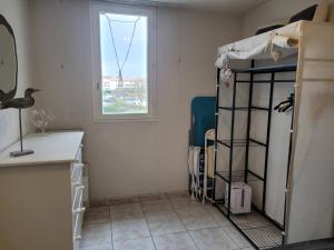 Charmant F3 Mezzanine avec Piscine, Clim, Proche Plage et Centre - 4 Pers. - FR-1-559-35