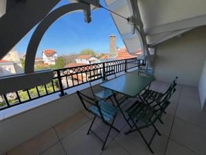 Duplex T4 Centre-ville Arcachon, 6 pers, Terrasses avec Aperçu Bassin, Plage 100m - FR-1-474-261