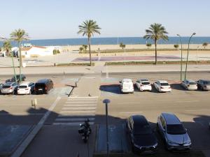 Apartamento de dos dormitorios con vistas al mar - HISP-288-35