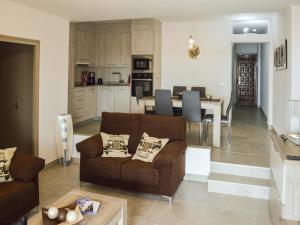 Espectacular apartamento con parking y vistas al mar - HISP-288-45