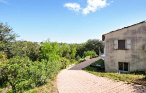 Appartements Beautiful Apartment In Biot With Wifi : photos des chambres