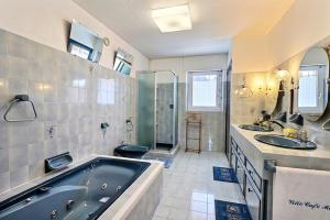 Maisons de vacances Villa cafe marrec 8 : photos des chambres