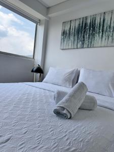 Suite Moderna y de lujo con la mejor vista a la ciudad - Poblado Medellín