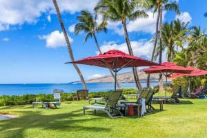 Nani Kai Hale 208- Beachfront 1 bedroom 2 bathroom condo, oceanview