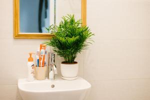 HiHome Old Quarter 3BR 1min TaHien Beer Street