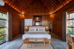 Unagi Wooden Villas by Emana