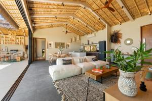 Wabi Sabi Tropical Seaview Villa