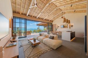Wabi Sabi Tropical Seaview Villa
