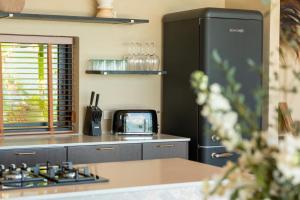 Wabi Sabi Tropical Seaview Villa