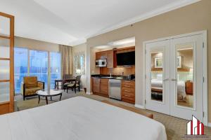 MGM Signature-36-705 F1 Track & Strip View Balcony