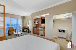 MGM Signature-36-705 F1 Track & Strip View Balcony