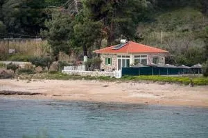 House Kokkalas on the beach - Akti Salonikiou