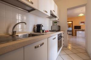 Falco Beach House - Chiusurelle Residence