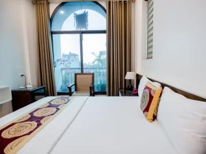 Phuong Nam Luxury Hotel Long Bien