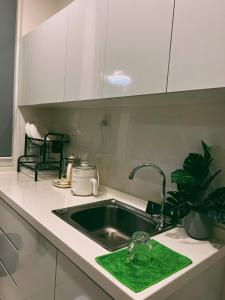 Manhattan Suites @ ITCC