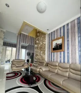 Casa Rani Batu Malang Villa - 巴图