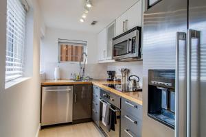 2-BR Petworth Pad Walk to METRO Subway