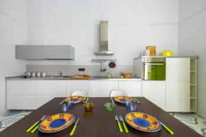 Leticias Apartment by Wonderful Italy