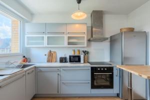 Appartements One bedroom apartment with balcony, city center : photos des chambres